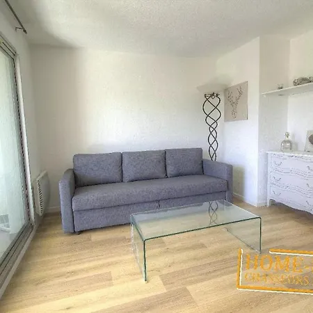 Apartment 2 Pieces Dans Avec Piscine *